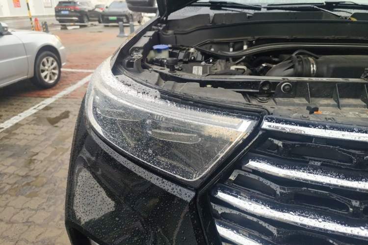 Used Ford Explorer 2020 EcoBoost 285 4x4 Trend Edition 7-Seater Right Front Headlight
