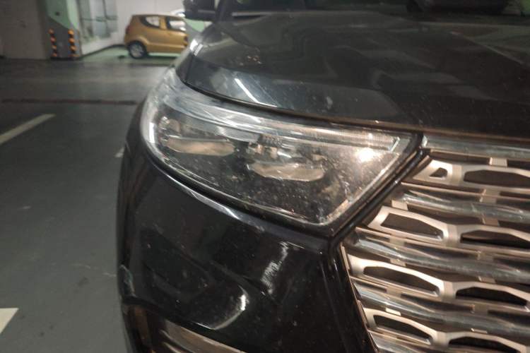Used Ford Explorer 2020 EcoBoost 285 4x4 Titanium Edition 6 Seats Right Front Headlight