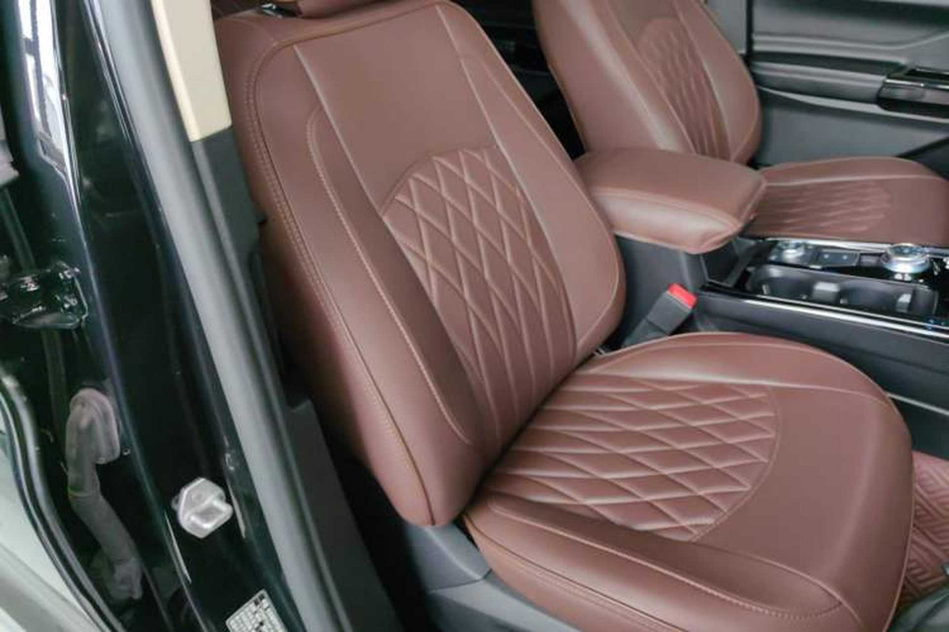 Used Ford Explorer 2020 EcoBoost 285 4x4 Trend Edition 7-Seater Right Front Seat
