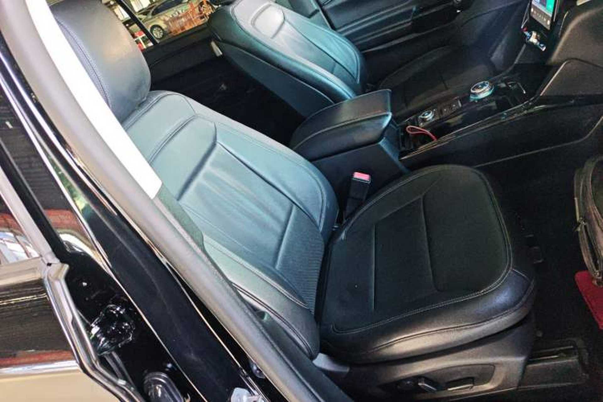 Used Ford Explorer 2020 EcoBoost 285 Four-Wheel Drive Trend Edition 6 Seats Right Front Seat