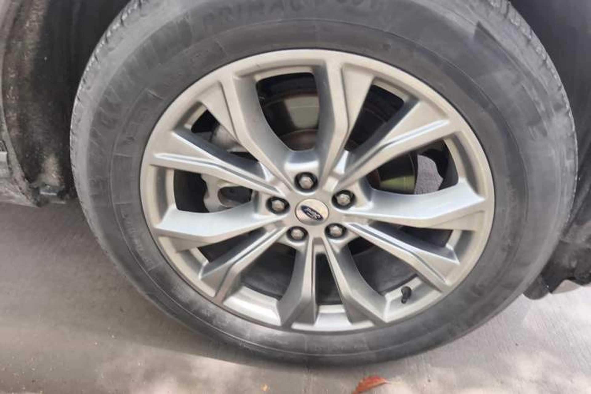 Used Ford Explorer 2020 EcoBoost 285 Four-Wheel Drive Trend Edition 6 Seats Right Front Wheel Hub
