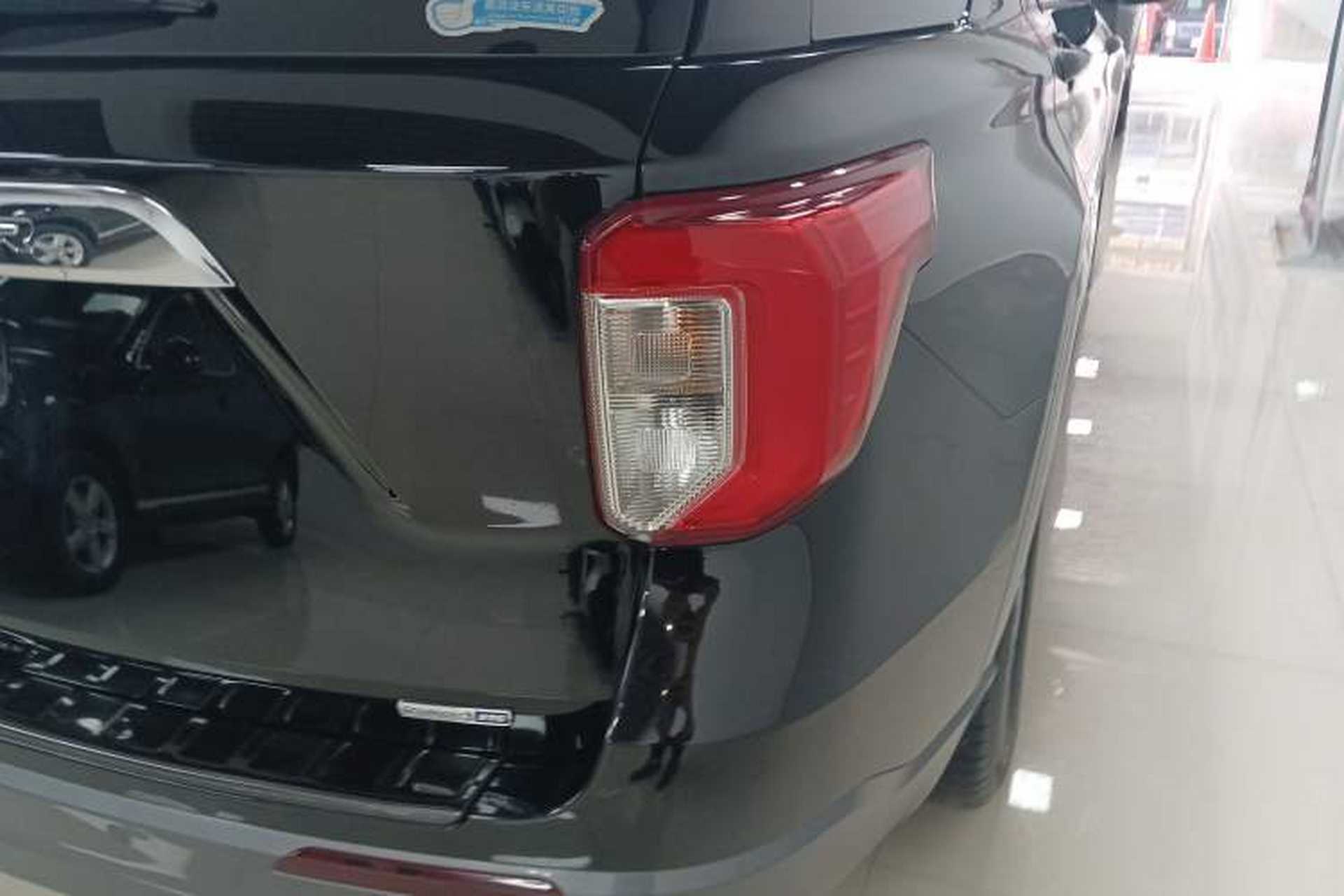 Used Ford Explorer 2020 EcoBoost 285 Rear-Drive Trend Edition 7-Seater Right Rear Taillight