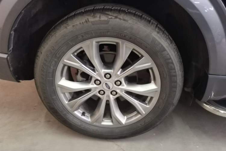 Used Ford Explorer 2020 EcoBoost 285 Four-Wheel Drive Trend Edition 6 Seats Right Rear Wheel Hub