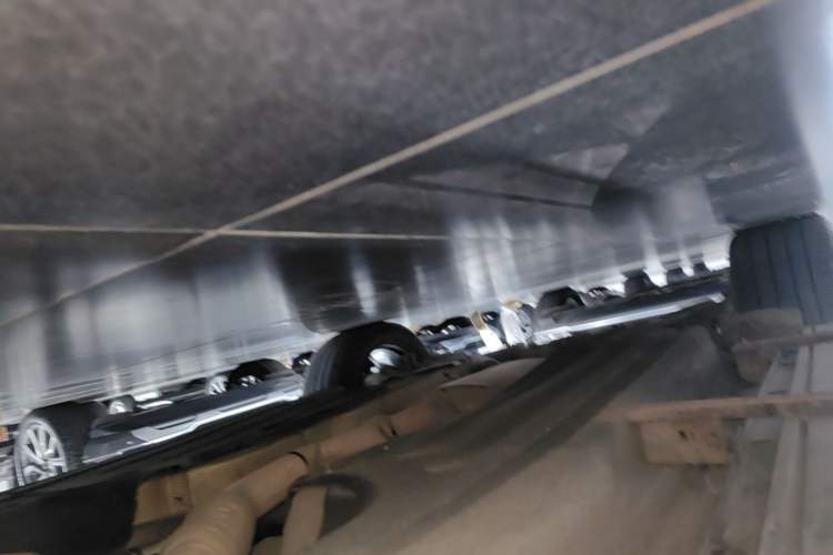Used Ford Explorer 2020 EcoBoost 285 4x4 Sport Edition ST-LINE 6-Seater Right Side Sill