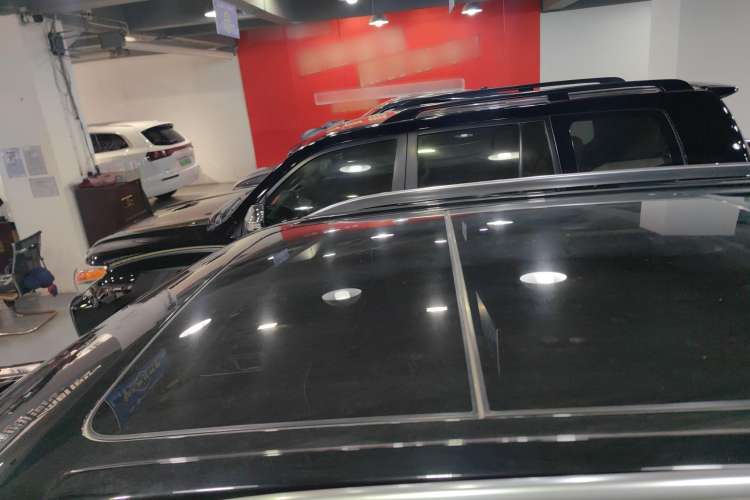 Used Ford Explorer 2020 EcoBoost 285 Rear-Drive Trend Edition 7-Seater Roof