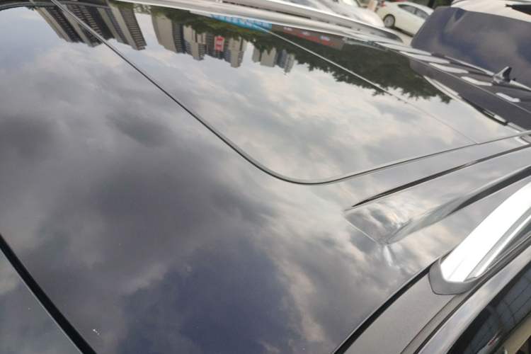 Used Ford Explorer 2020 EcoBoost 285 Rear-Drive Trend Edition 7-Seater Roof