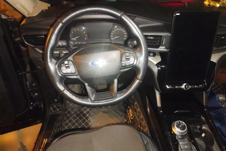 Used Ford Explorer 2020 EcoBoost 285 Four-Wheel Drive Trend Edition 6 Seats Steering Wheel