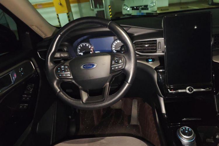 Used Ford Explorer 2020 EcoBoost 285 Four-Wheel Drive Trend Edition 6 Seats Steering Wheel