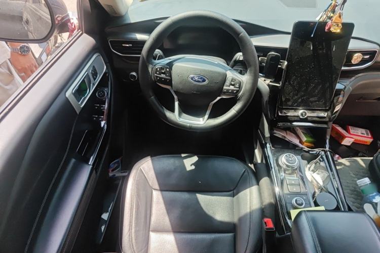 Used Ford Explorer 2020 EcoBoost 285 4x4 Titanium Edition 7-Seater Steering Wheel