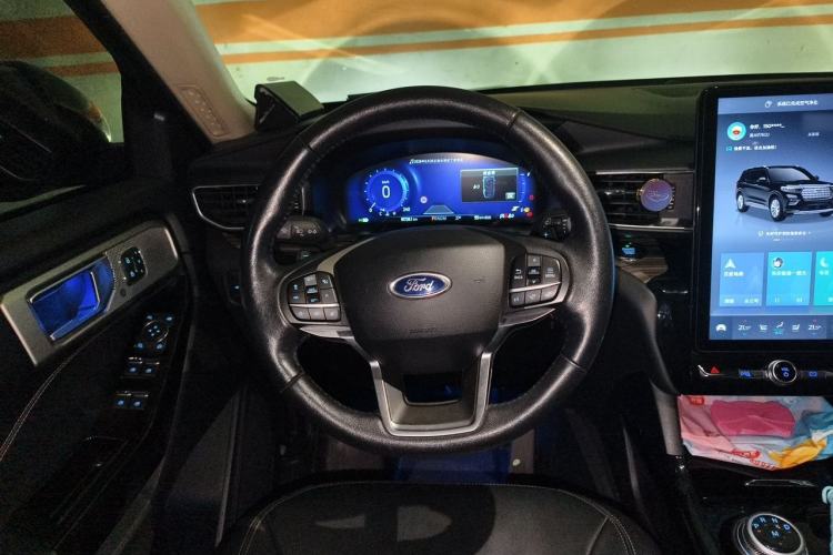 Used Ford Explorer 2020 EcoBoost 285 4x4 Titanium Edition 7-Seater Steering Wheel