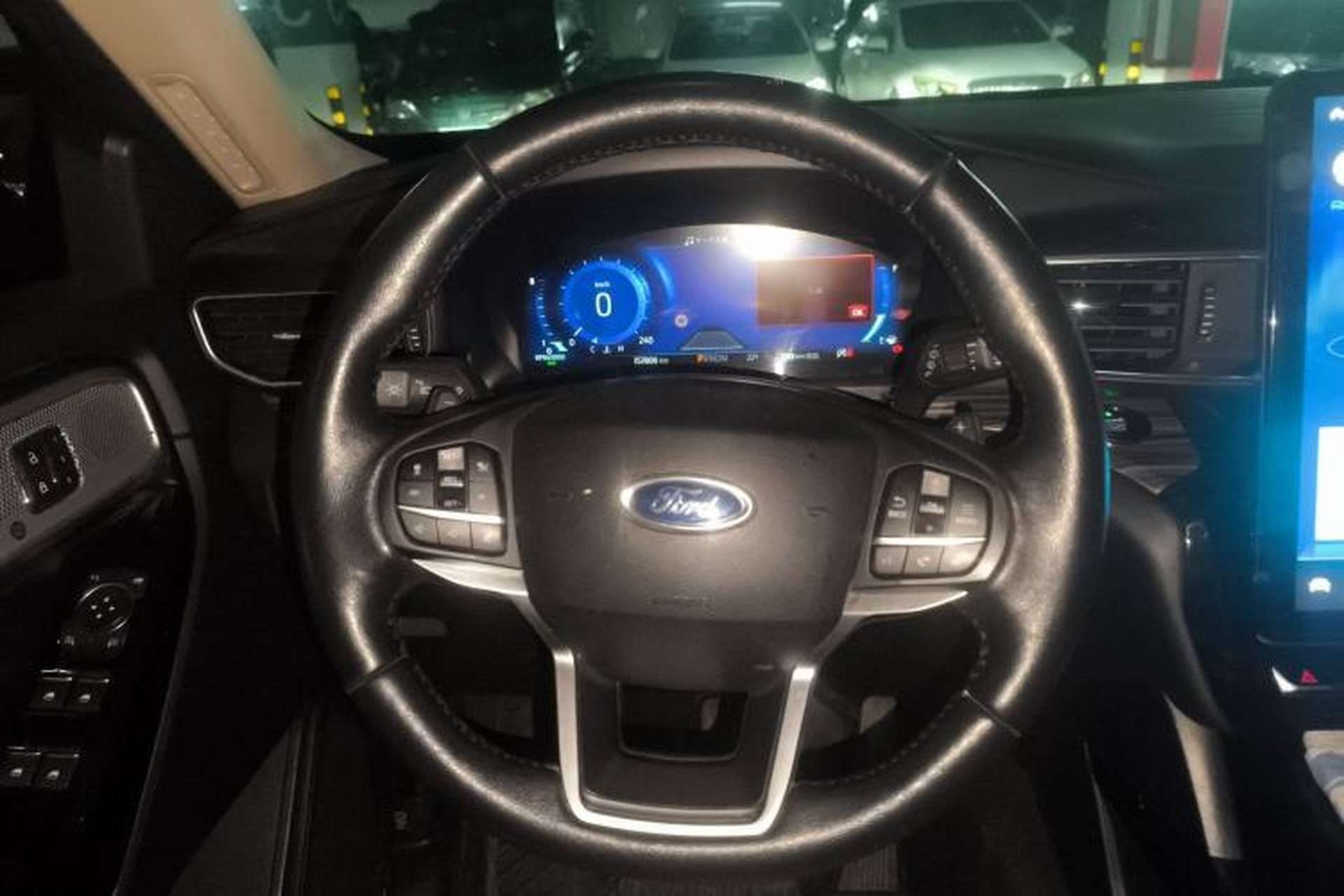 Used Ford Explorer 2020 EcoBoost 285 4x4 Titanium Edition 6 Seats Steering Wheel