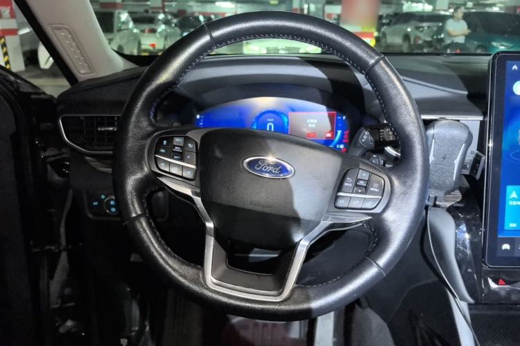 Used Ford Explorer 2020 EcoBoost 285 4x4 Titanium Edition 7-Seater Steering Wheel