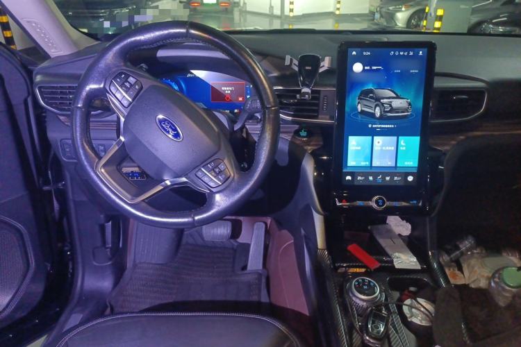 Used Ford Explorer 2020 EcoBoost 285 4x4 Titanium Edition 6 Seats Steering Wheel