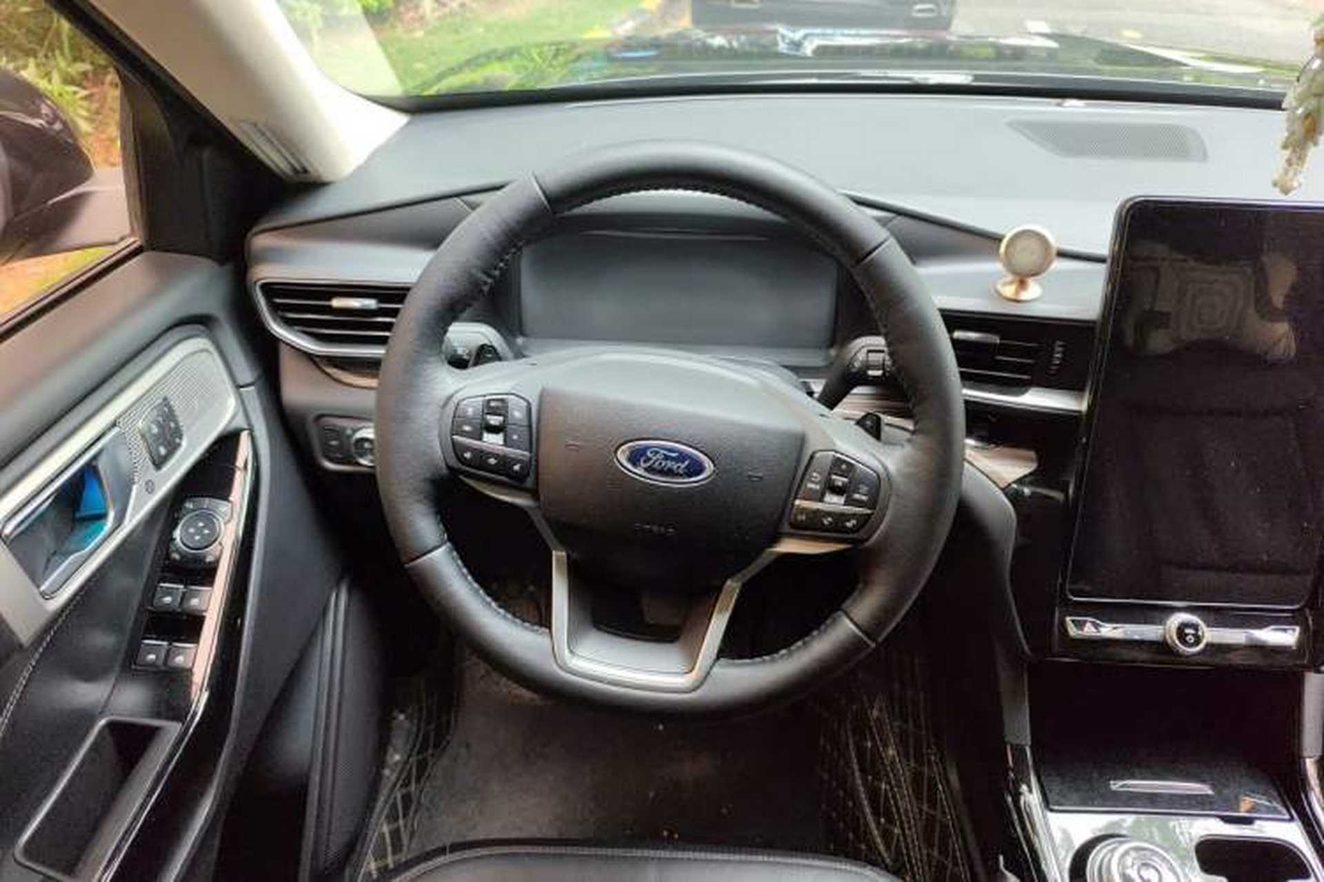 Used Ford Explorer 2020 EcoBoost 285 4x4 Titanium Edition 7-Seater Steering Wheel