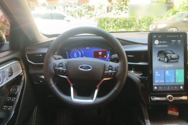 Used Ford Explorer 2020 EcoBoost 285 4x4 Titanium Edition 7-Seater Steering Wheel