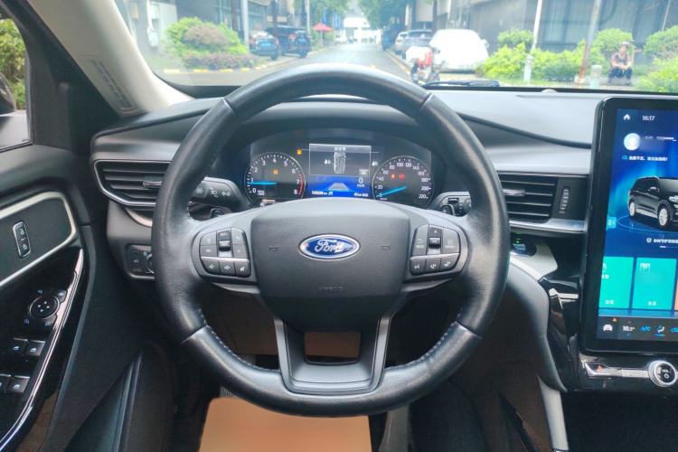 Used Ford Explorer 2020 EcoBoost 285 Four-Wheel Drive Trend Edition 6 Seats Steering Wheel