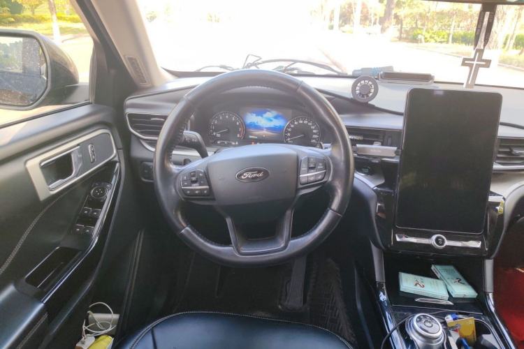 Used Ford Explorer 2020 EcoBoost 285 Four-Wheel Drive Trend Edition 6 Seats Steering Wheel