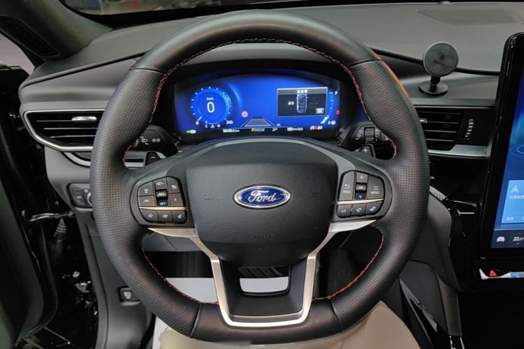 Used Ford Explorer 2020 EcoBoost 285 Four-Wheel Drive Sport Edition ST-LINE 7-Seater Steering Wheel