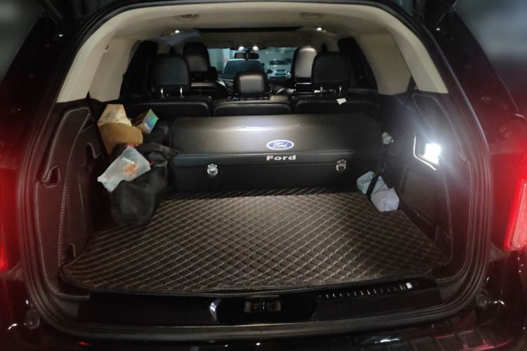 Used Ford Explorer 2020 EcoBoost 285 4x4 Trend Edition 7-Seater Trunk