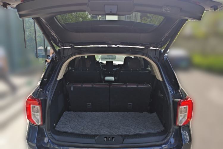 Used Ford Explorer 2020 EcoBoost 285 4x4 Platinum Edition 6 Seats Trunk
