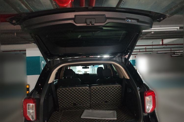 Used Ford Explorer 2020 EcoBoost 285 4x4 Titanium Edition 6 Seats Trunk
