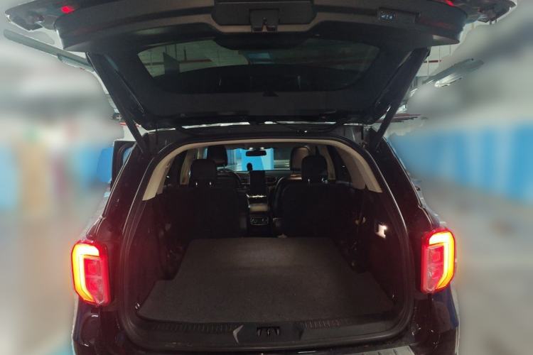 Used Ford Explorer 2020 EcoBoost 285 4x4 Titanium Edition 6 Seats Trunk