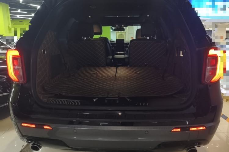 Used Ford Explorer 2020 EcoBoost 285 4x4 Sport Edition ST-LINE 6-Seater Trunk