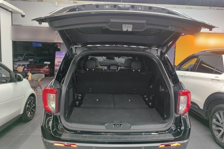 Used Ford Explorer 2020 EcoBoost 285 Four-Wheel Drive Sport Edition ST-LINE 7-Seater Trunk