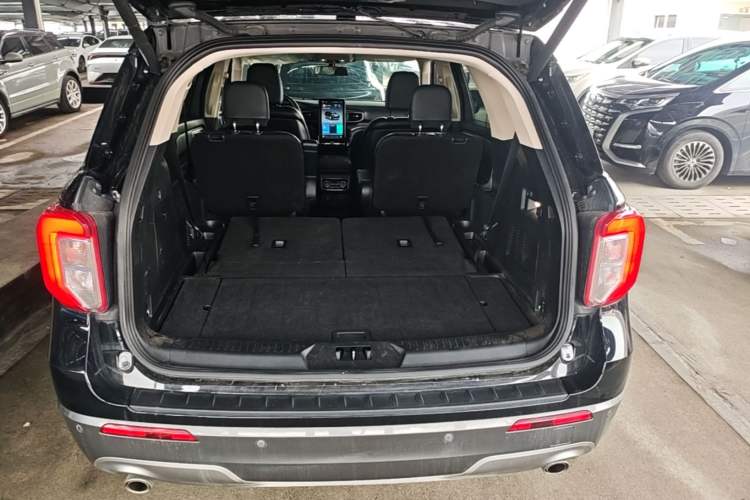 Used Ford Explorer 2020 EcoBoost 285 Rear-Drive Trend Edition 6 Seats Trunk
