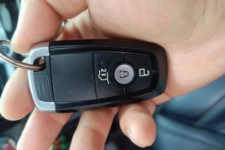 Used Ford Explorer 2020 EcoBoost 285 4x4 Platinum Edition 7-Seater Vehicle Key