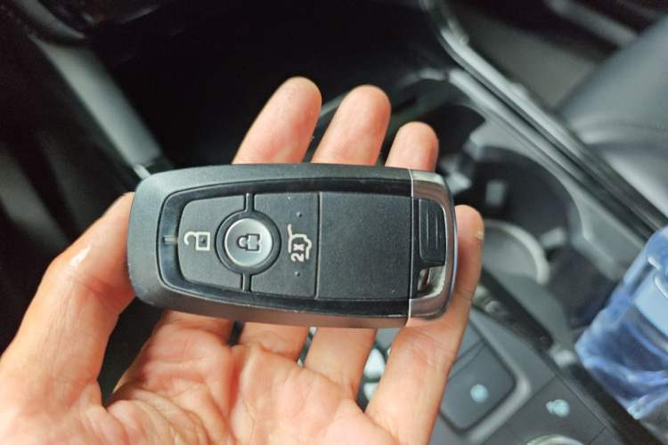 Used Ford Explorer 2020 EcoBoost 285 4x4 Platinum Edition 7-Seater Vehicle Key