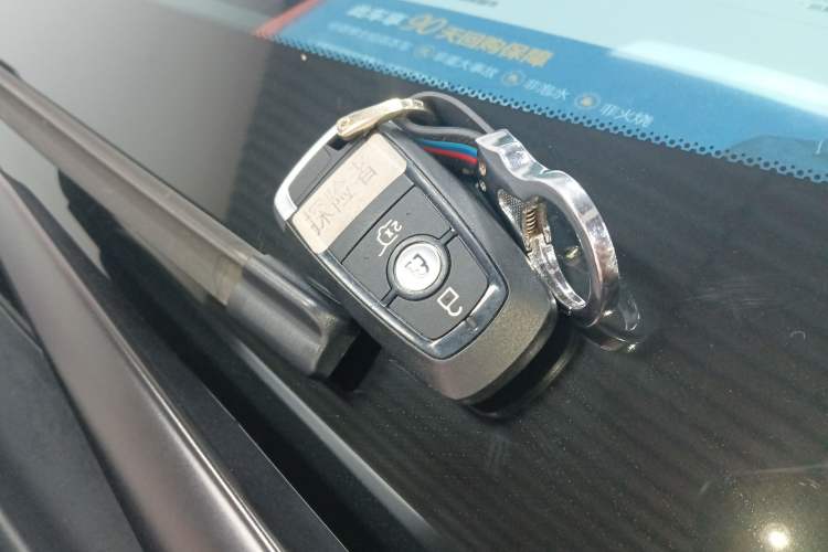 Used Ford Explorer 2020 EcoBoost 285 Rear-Drive Trend Edition 7-Seater Vehicle Key