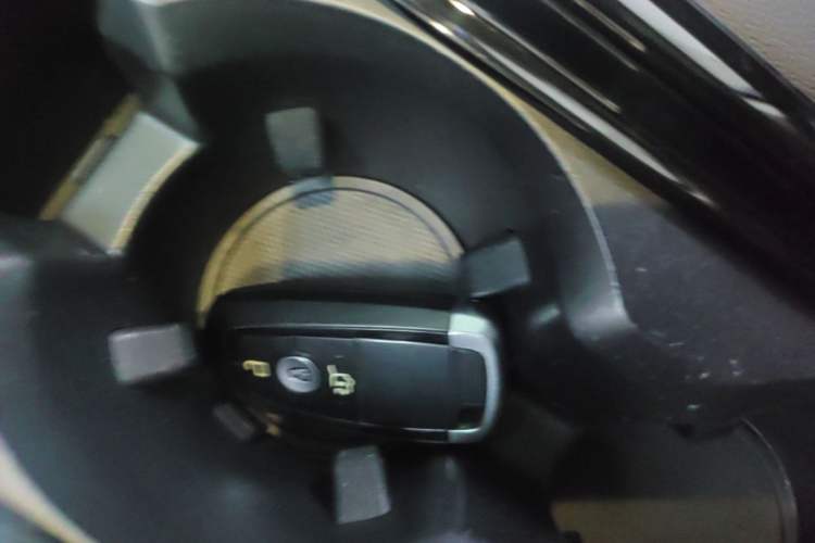 Used Ford Explorer 2020 EcoBoost 285 Rear-Drive Trend Edition 7-Seater Vehicle Key