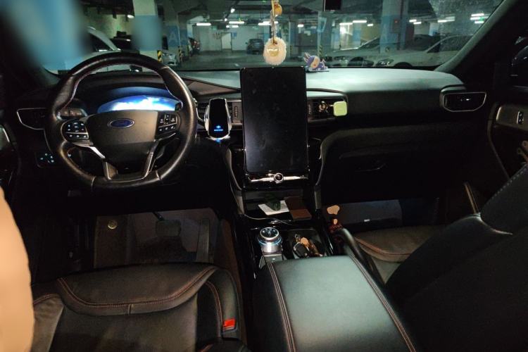 Used Ford Explorer 2020 EcoBoost 285 4x4 Sport Edition ST-LINE 6-Seater Center Console