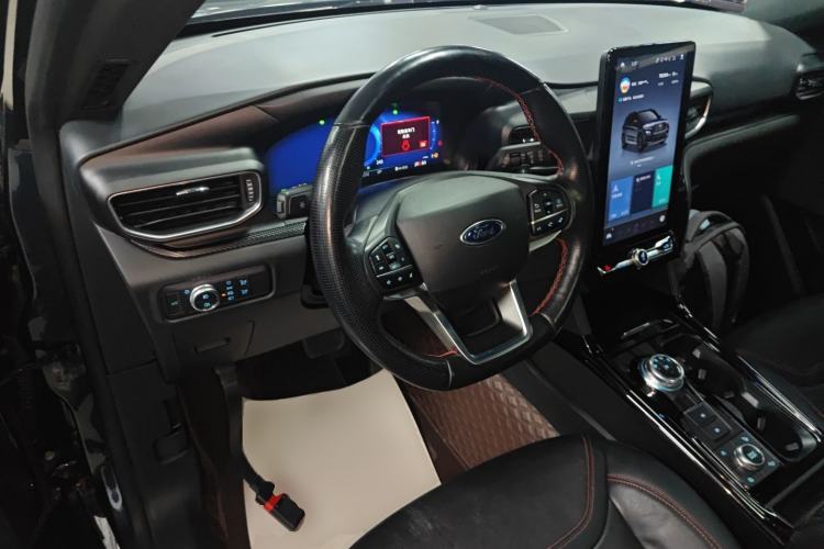 Used Ford Explorer 2020 EcoBoost 285 Four-Wheel Drive Sport Edition ST-LINE 7-Seater Center Console