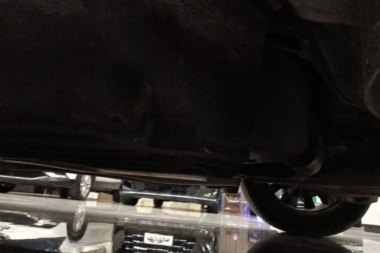 Used Ford Explorer 2020 EcoBoost 285 Rear-Drive Trend Edition 6 Seats Chassis Rear Left
