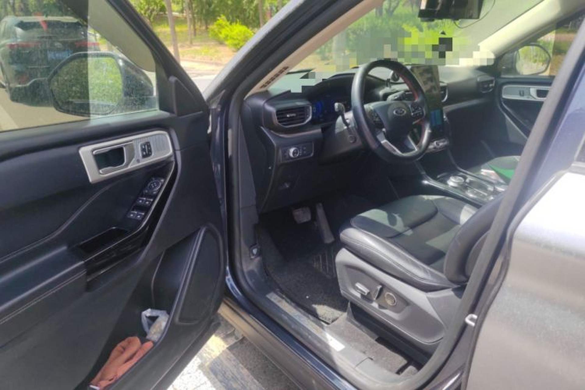 Used Ford Explorer 2020 EcoBoost 285 4x4 Titanium Edition 7-Seater Driver Seat