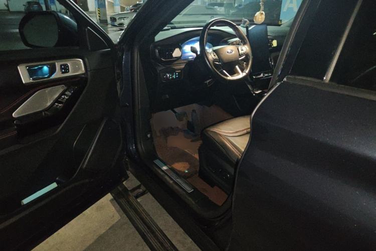 Used Ford Explorer 2020 EcoBoost 285 4x4 Sport Edition ST-LINE 6-Seater Driver Seat