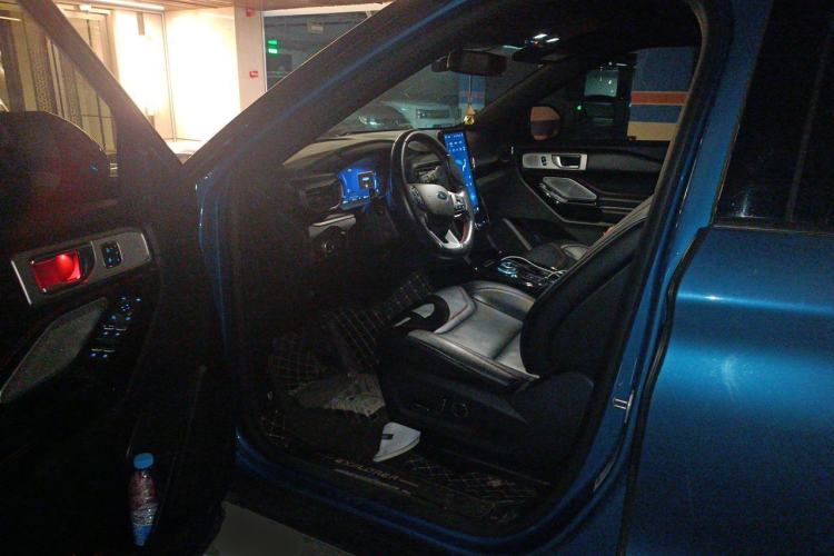Used Ford Explorer 2020 EcoBoost 285 4x4 Sport Edition ST-LINE 6-Seater Driver Seat