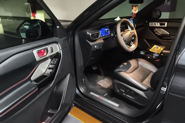 Used Ford Explorer 2020 EcoBoost 285 4x4 Sport Edition ST-LINE 6-Seater Driver Seat
