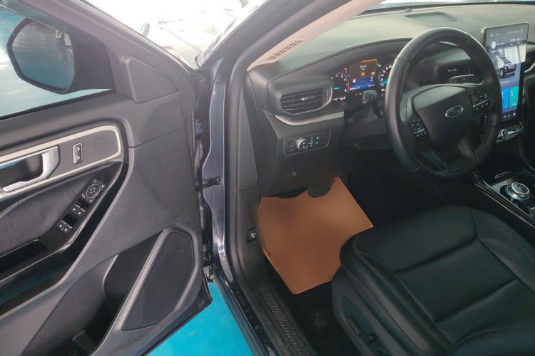 Used Ford Explorer 2020 EcoBoost 285 Rear-Drive Trend Edition 7-Seater Driver Seat