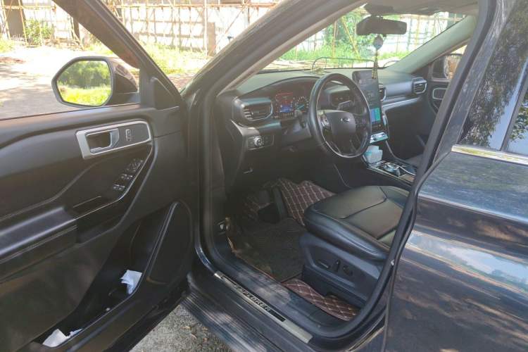 Used Ford Explorer 2020 EcoBoost 285 Four-Wheel Drive Trend Edition 6 Seats Driver Seat