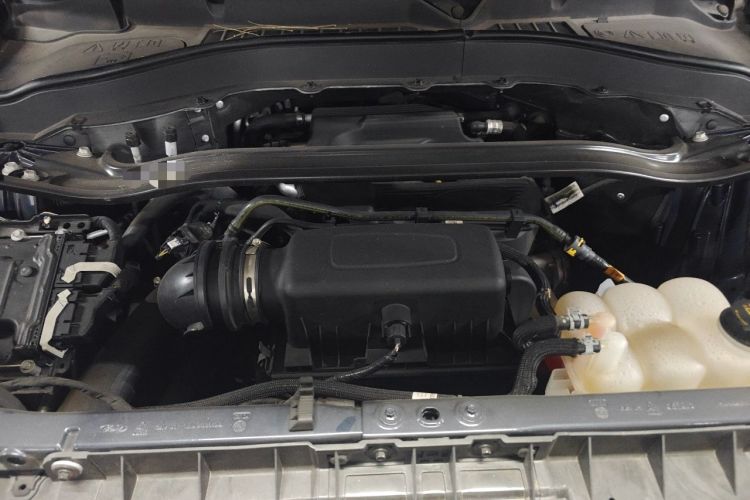 Used Ford Explorer 2020 EcoBoost 285 4x4 Platinum Edition 6 Seats Engine Bay