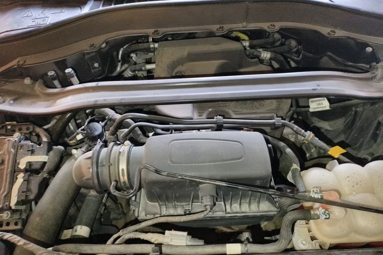 Used Ford Explorer 2020 EcoBoost 285 Rear-Drive Trend Edition 6 Seats Engine Bay