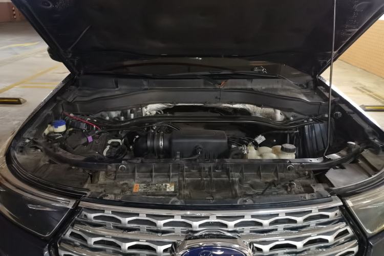 Used Ford Explorer 2020 EcoBoost 285 4x4 Titanium Edition 6 Seats Engine Bay