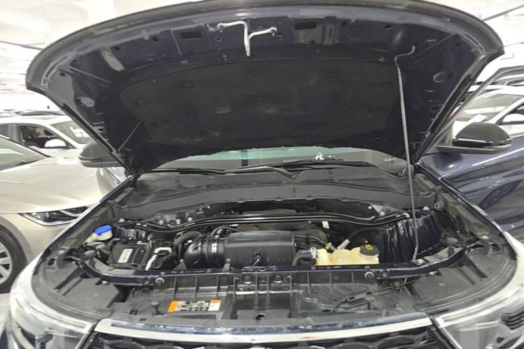 Used Ford Explorer 2020 EcoBoost 285 Four-Wheel Drive Trend Edition 6 Seats Engine Bay