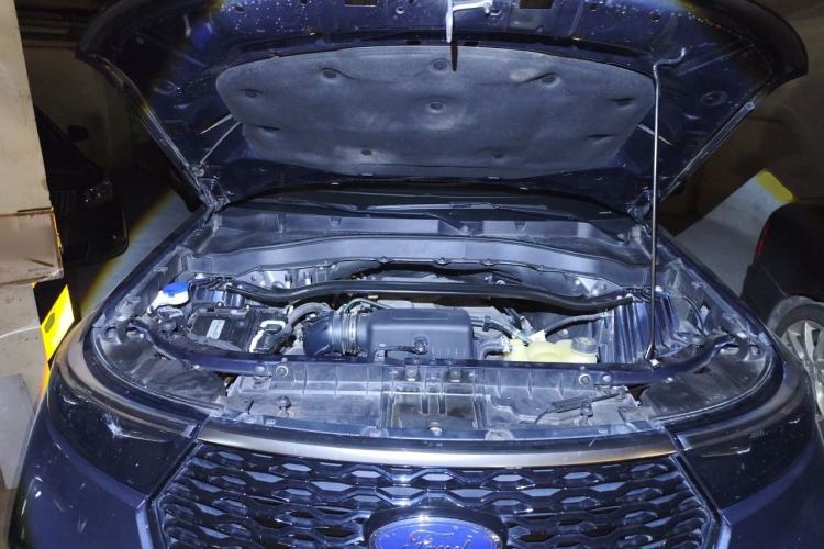 Used Ford Explorer 2020 EcoBoost 285 4x4 Sport Edition ST-LINE 6-Seater Engine Bay
