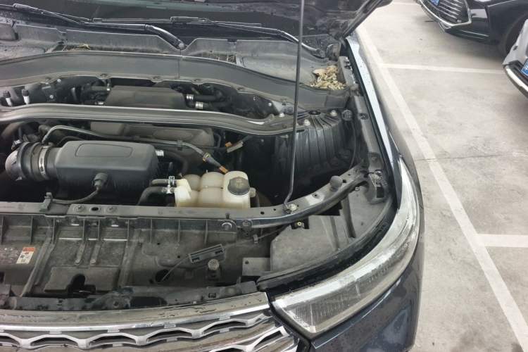 Used Ford Explorer 2020 EcoBoost 285 4x4 Titanium Edition 6 Seats Engine Bay Left