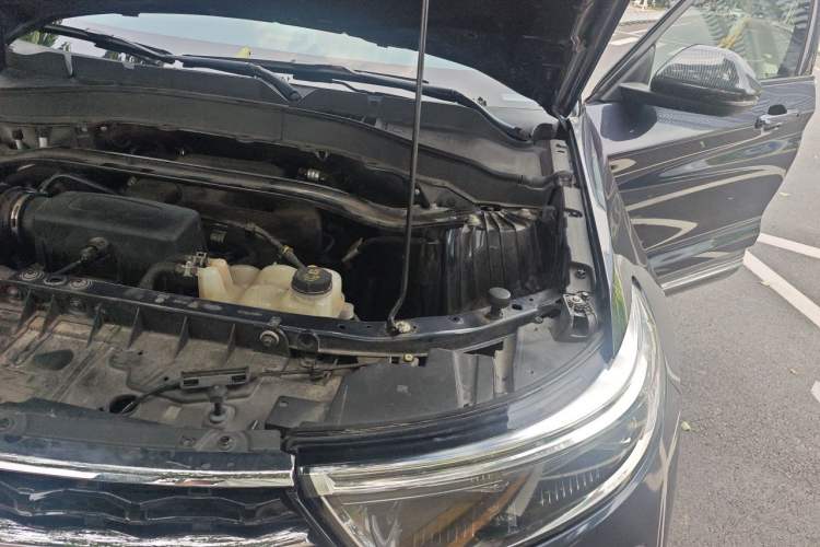 Used Ford Explorer 2020 EcoBoost 285 Rear-Drive Trend Edition 7-Seater Engine Bay Left