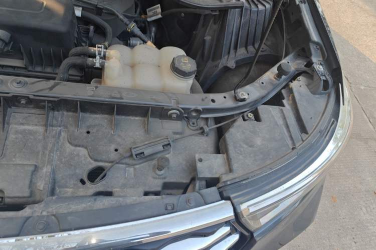 Used Ford Explorer 2020 EcoBoost 285 Rear-Drive Trend Edition 7-Seater Engine Bay Left